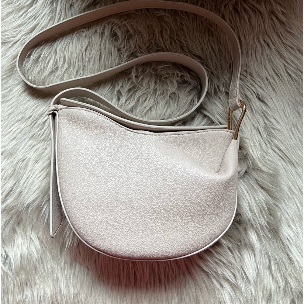 Crossbody purse